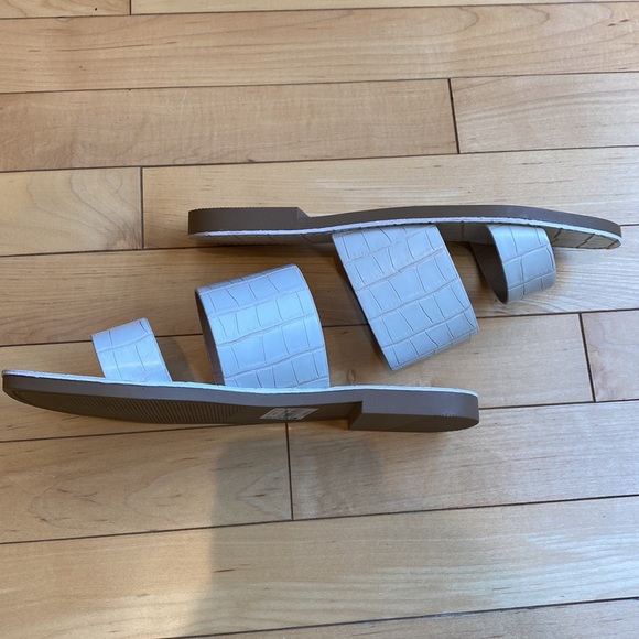 Soda White Karens Double Strap Sandal - Picture 3 of 4